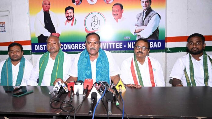 NIZAMABAD CONGRESS | పసుపు బోర్డును హోటల్లో ఎందుకు ప్రారంభించారు..?