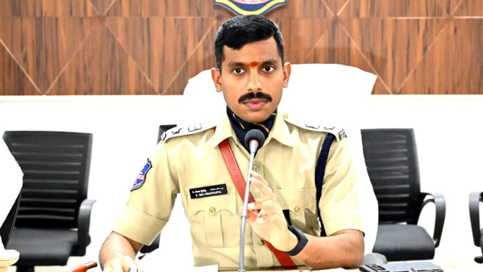 Nizamabad CP | అక్రమార్కులపై ఉక్కుపాదం మోపుతాం: సీపీ